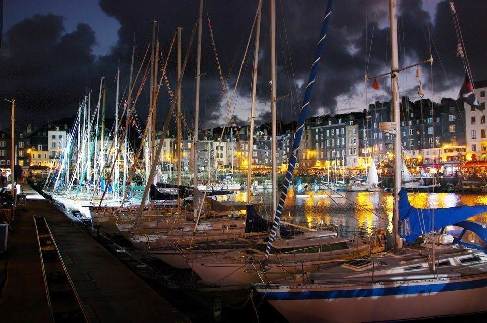 Le Bellevue - Beautiful Sea View Appartement Honfleur Buitenkant foto